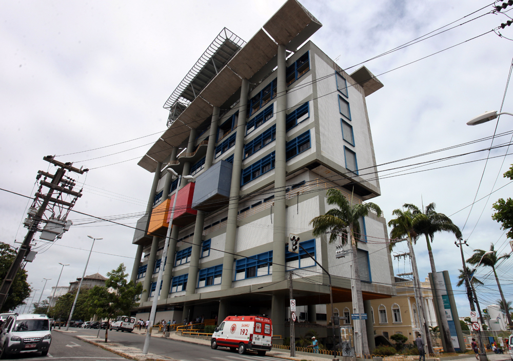 Evandro Leitão diz que 5º andar do IJF será entregue na próxima semana, com 36 leitos de UTI