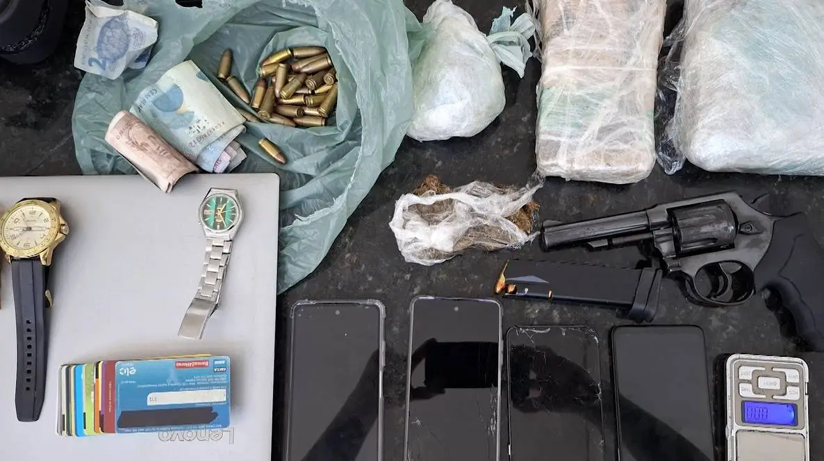 Operação cumpre mais de 100 mandados e prende 14 pessoas no Ceará e oito estados