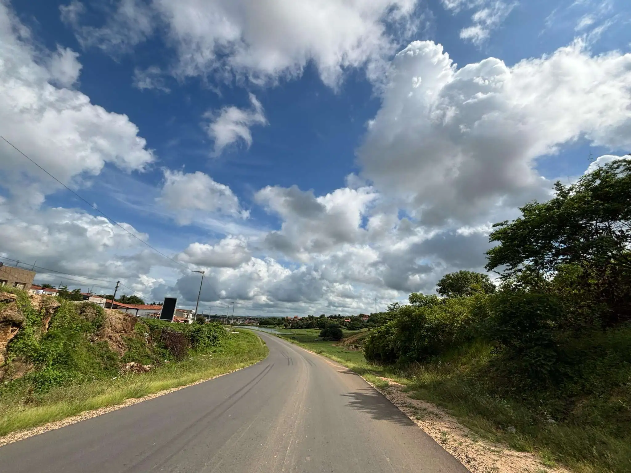 Russas registra maior temperatura desta quinta-feira (17) no Ceará com 36,3°C