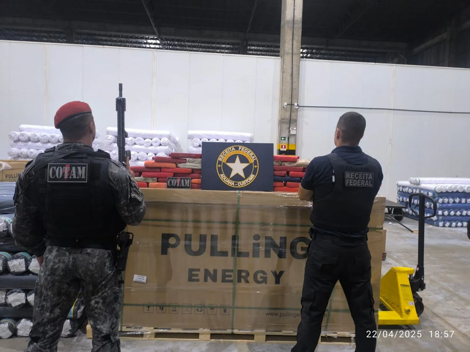 Fortaleza: Receita e PM apreendem 56 kg de cocaína, avaliada em R$ 3 milhões