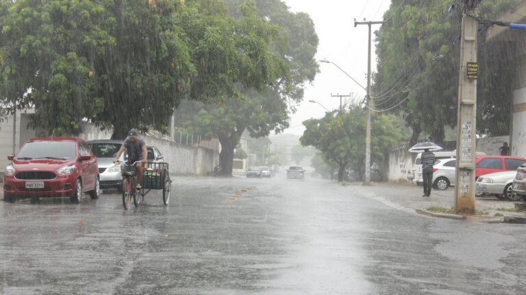 Ceará registra chuvas e queda nas temperaturas no último fim de semana da quadra chuvosa