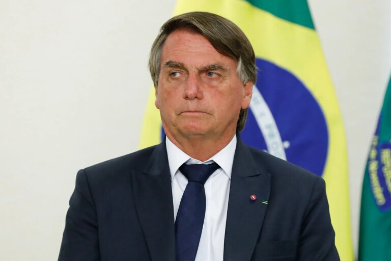 Fraude no INSS: Procon-SP alertou Bolsonaro sobre 16 mil reclamações de descontos irregulares em salários de aposentados