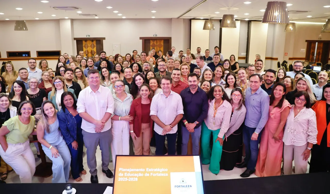 Decreto remove limite anual de vagas para mestrado e doutorado de professores de Fortaleza