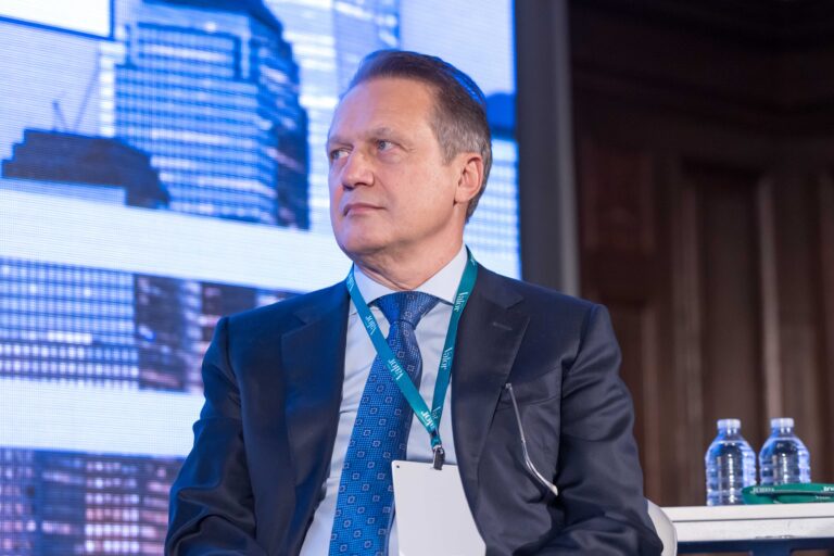 Guerra comercial não pode inibir exportações de alimentos e combate à fome, diz CEO da JBS
