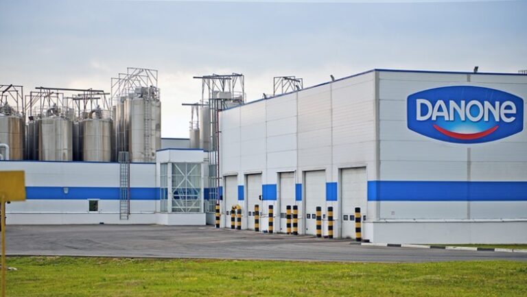 Danone firma parceria com Banco do Brasil para oferecer crédito de R$ 100 milhões a seus fornecedores de leite