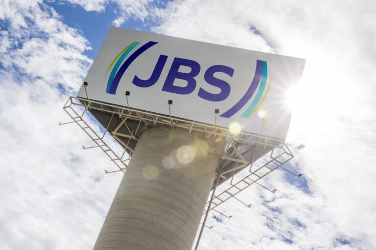 JBS recebe aprovação da CVM sobre dupla listagem