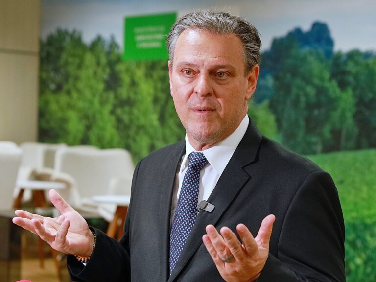 Plano Safra 25/26 será o mais difícil dos últimos anos, diz Carlos Fávaro