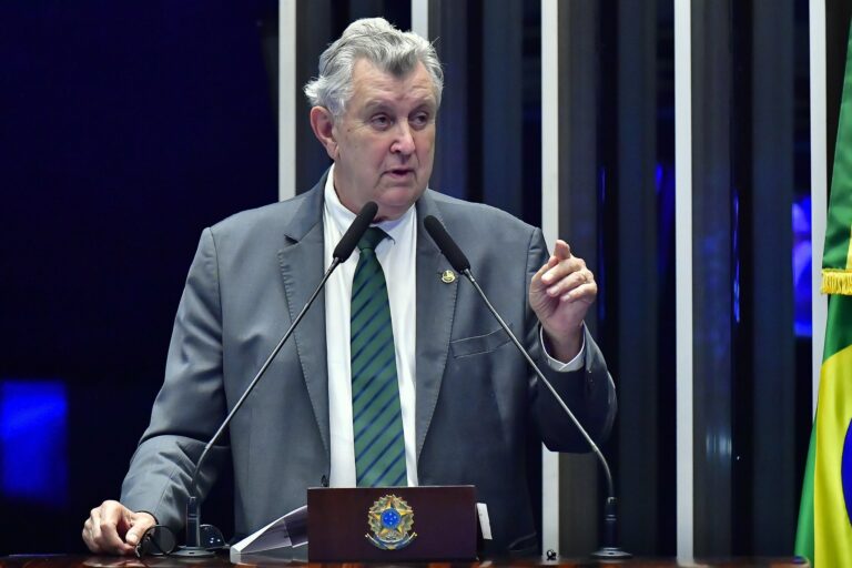 Senador quer convocar Haddad para explicar demora em socorro aos produtores do RS