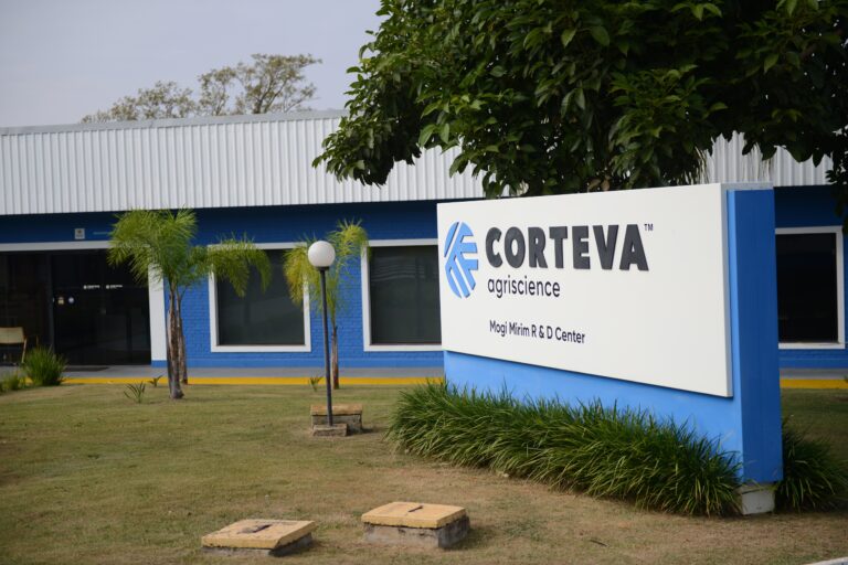 Corteva lucra 77% a mais no primeiro trimestre e vê 2025 como ano de retomada