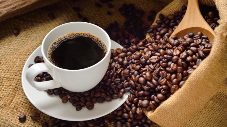 Melhora na relação entre oferta e demanda faz preço do café cair em NY