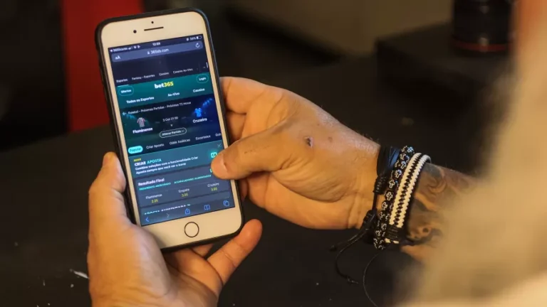 Senado aprova projeto que proíbe atletas e influenciadores em anúncio de bets