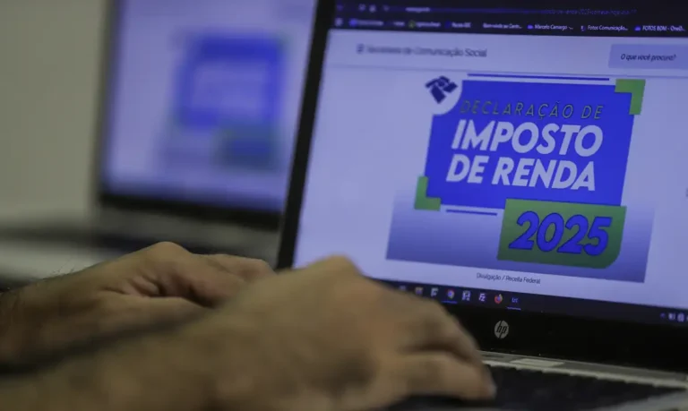 Receita abre na sexta (23) consulta ao maior lote de restituição do IRPF da história
