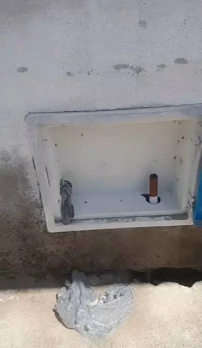 Moradores do Quintino Cunha sofrem com onda de furtos de hidrômetros em Fortaleza
