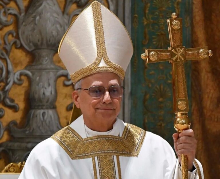 Papa Leão XIV celebra primeira missa e terá posse oficial no dia 18 de maio no Vaticano