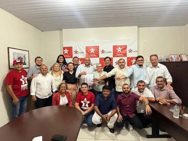 Campo Popular protocola candidatura de Antônio Carlos para presidência do PT Fortaleza