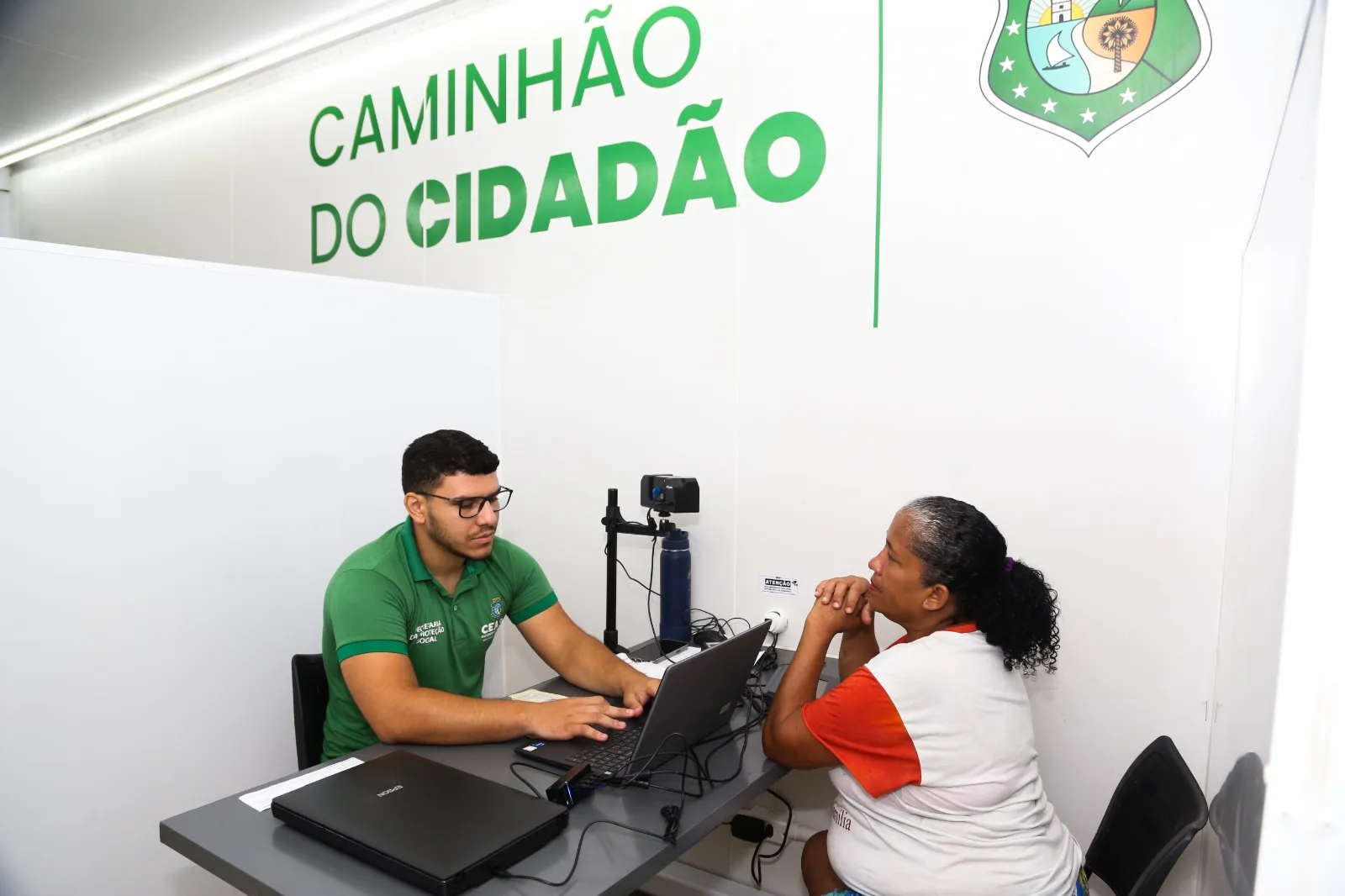 Caminhão do Cidadão leva serviços gratuitos a Fortaleza e interior do Ceará