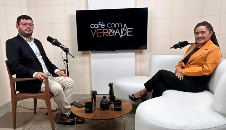 Adriana Almeida quer reaproximar o PT da classe trabalhadora