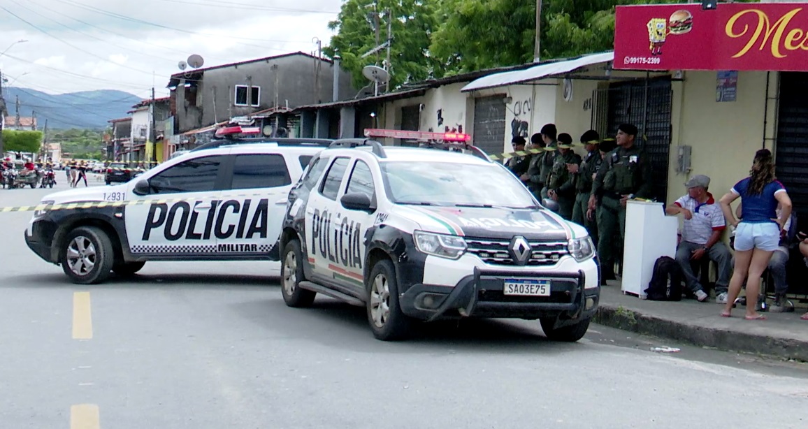 Funcionário de depósito de bebidas é morto a tiros próximo ao local de trabalho, em Caucaia/CE