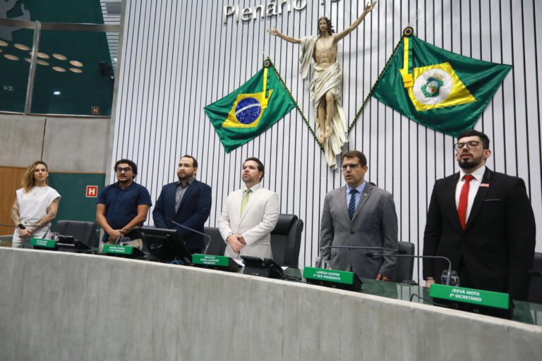 Sesporte participa de solenidade em reconhecimento às contribuições da Liga Cearense de Games