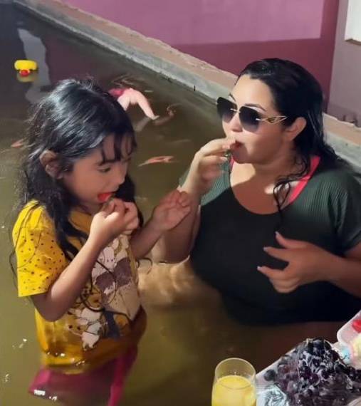 Influencer cearense viraliza ao transformar caixa d’água em “piscina” em Baturité