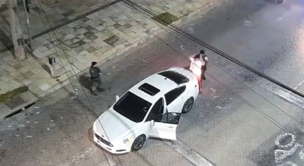 Carro furtado no Meireles, em Fortaleza, é recuperado pela PM momentos após o crime