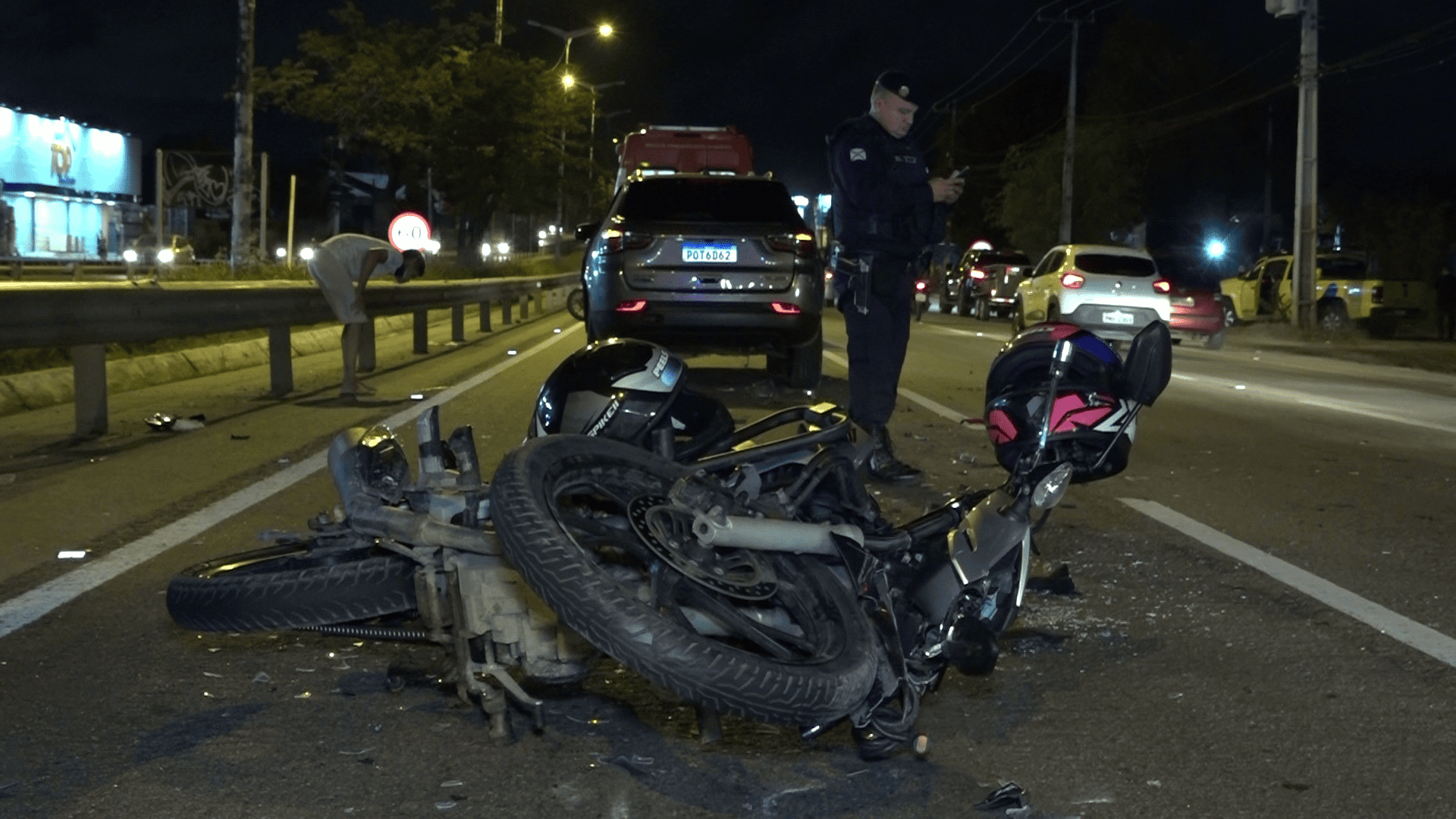 Motociclista fica gravemente ferido após colisão em série na BR-116 em Messejana