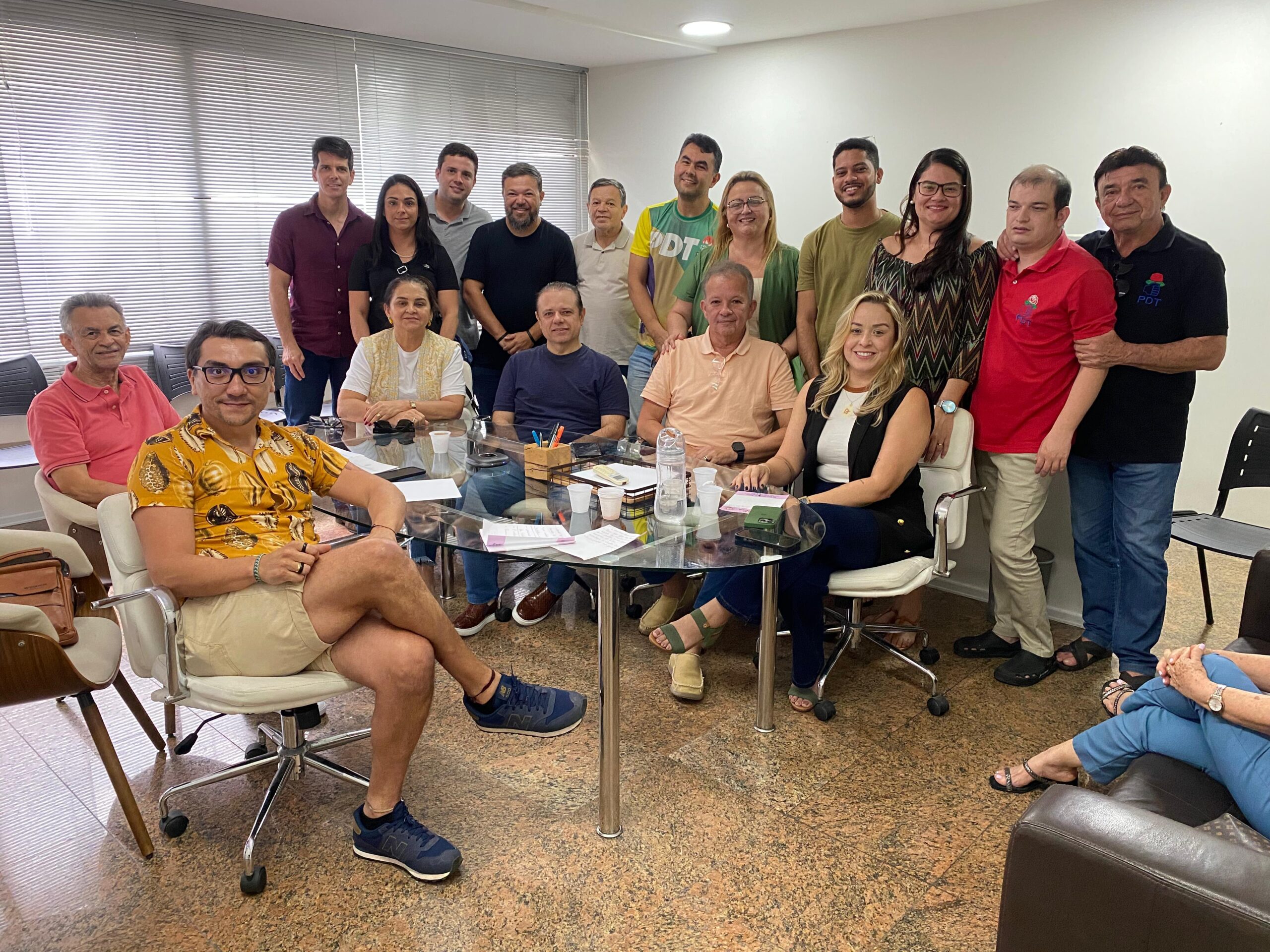 PDT-CE declara apoio ao Governo Elmano e desalinha com Ciro Gomes