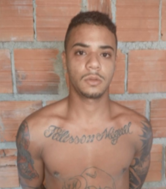 Homem com 14 passagens por homicídio é morto com ao menos 40 tiros em motel de Caucaia/CE