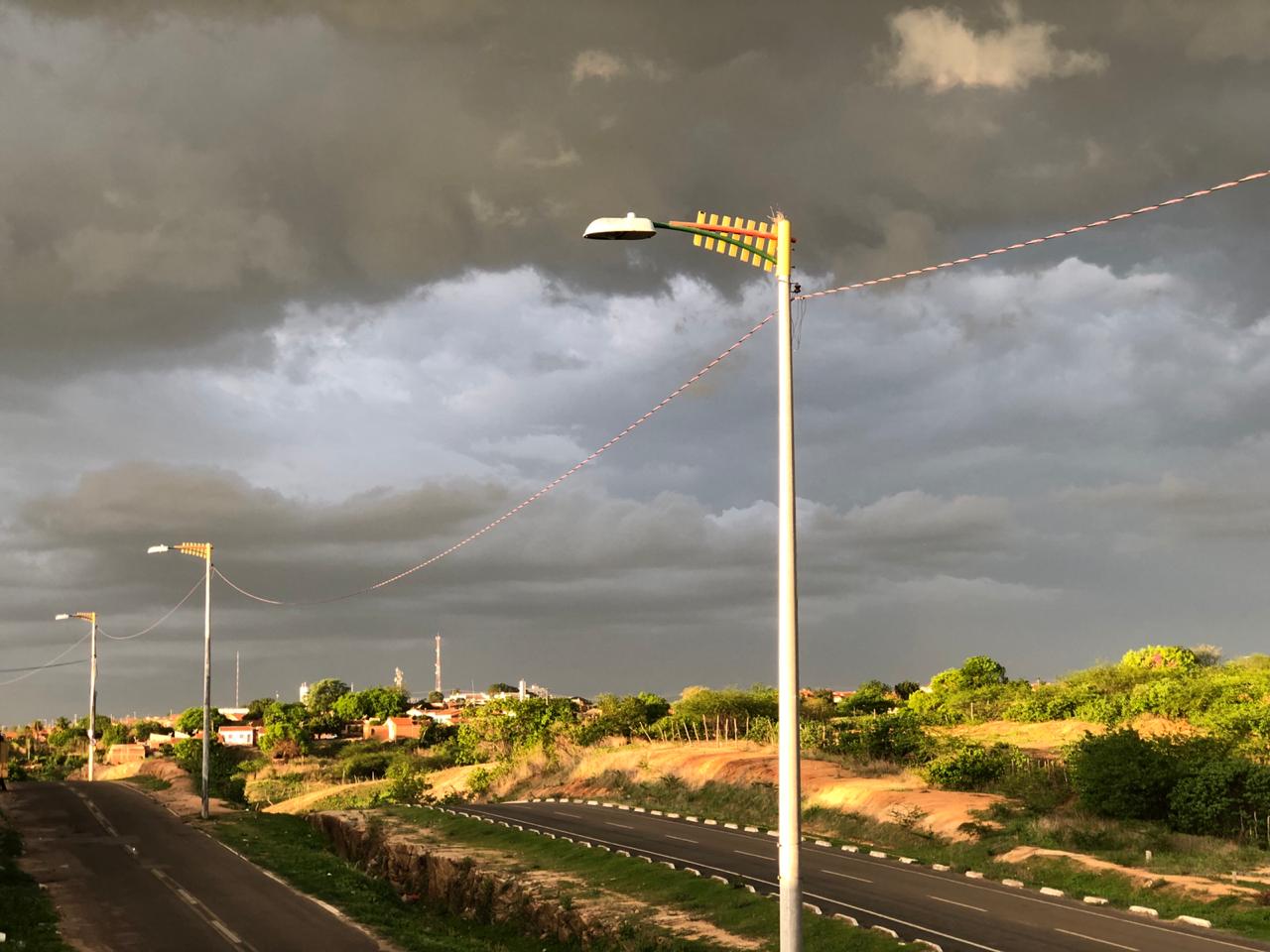 Ceará seguirá com tempo nublado e chuvas isoladas até quarta (9); saiba onde