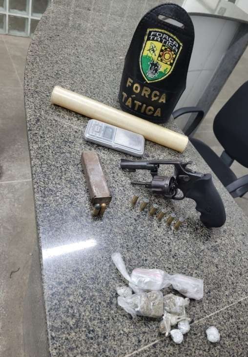 Polícia descobre e desarticula esconderijo do crime com drogas e munições em Pacajus/CE