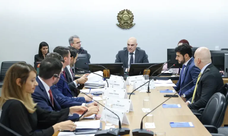 Audiência realizada no STF termina sem acordo sobre IOF