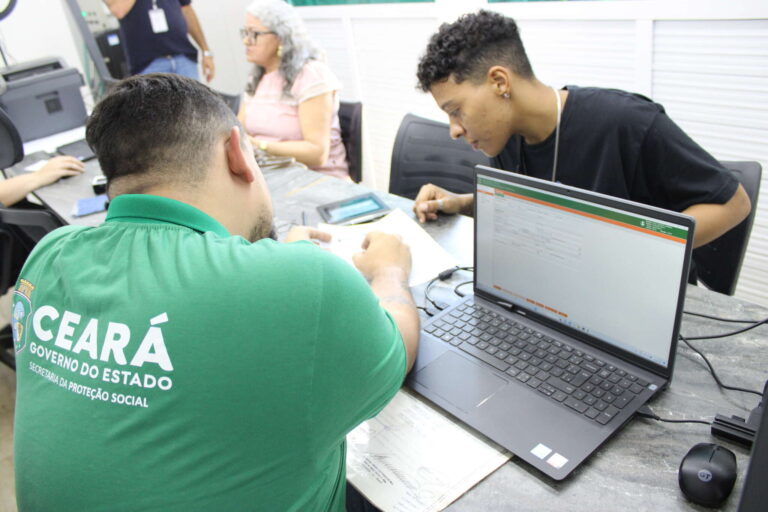 Caminhão do Cidadão leva serviços gratuitos a municípios cearenses de quinta a sábado