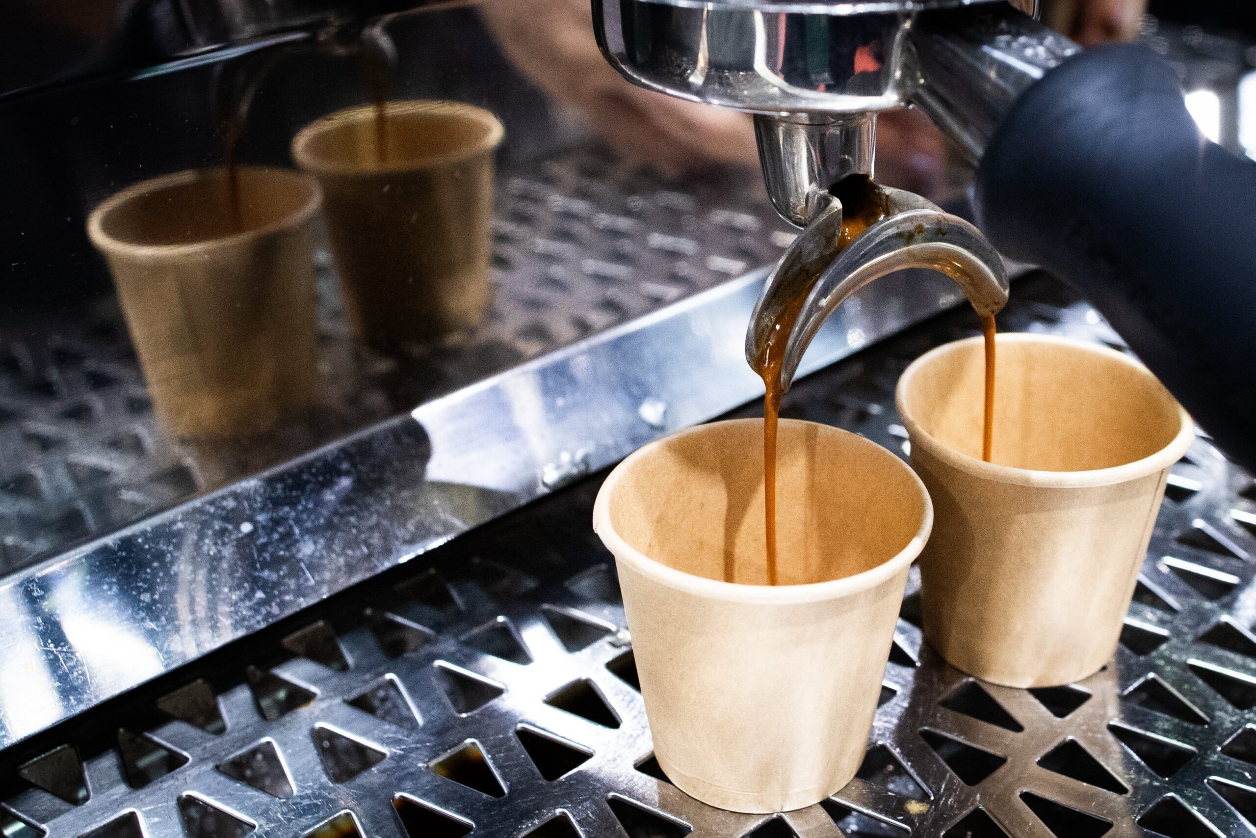 Café com tarifaço: como ficam os EUA sem o grão do Brasil? Assista ao vídeo