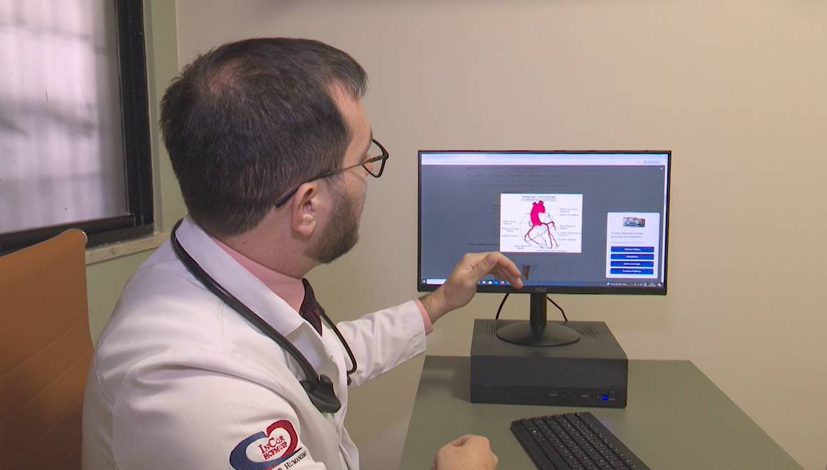 Dores no peito, estômago e braços podem ser sinais de infarto, alerta cardiologista