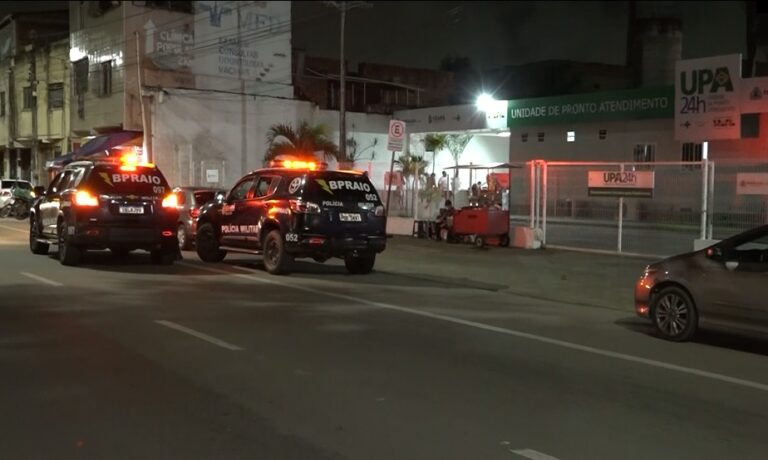 Pai e filha de 7 anos são baleados por criminosos em moto na Barra do Ceará