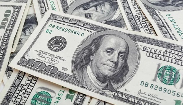 Dólar no fim de 2025 passa de R$ 5,65 para R$ 5,60, projeta Focus