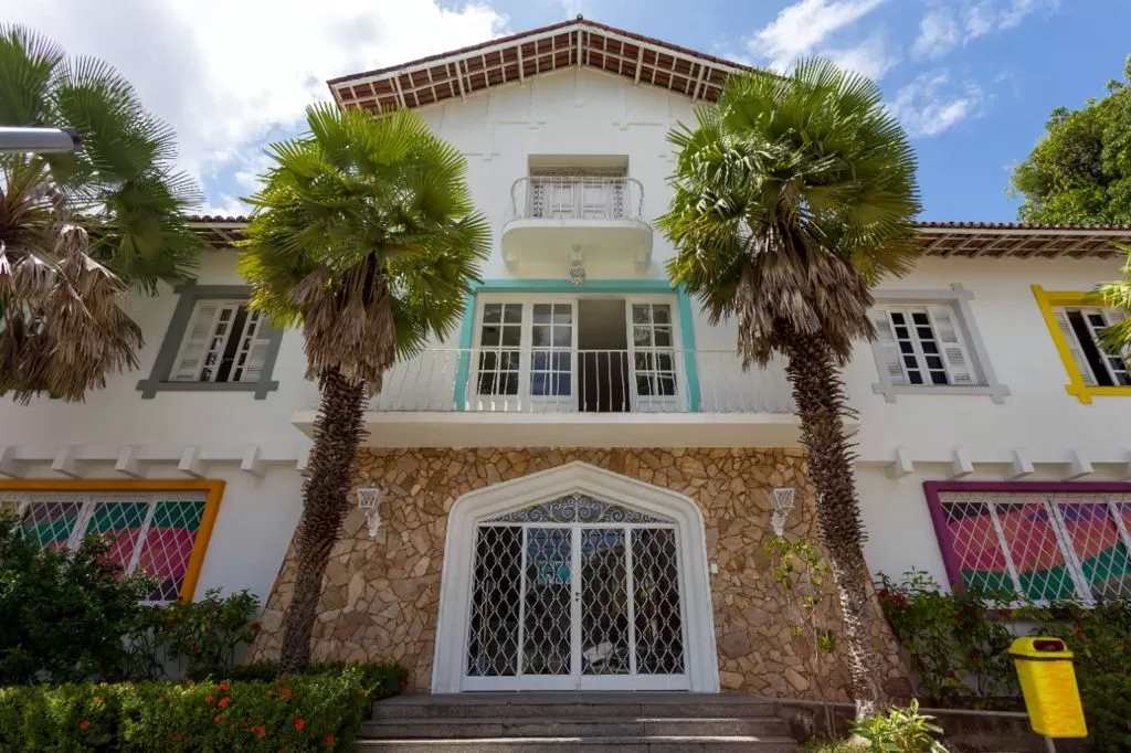 Escola de Artes Visuais abre inscrições para oficina on-line; saiba como participar