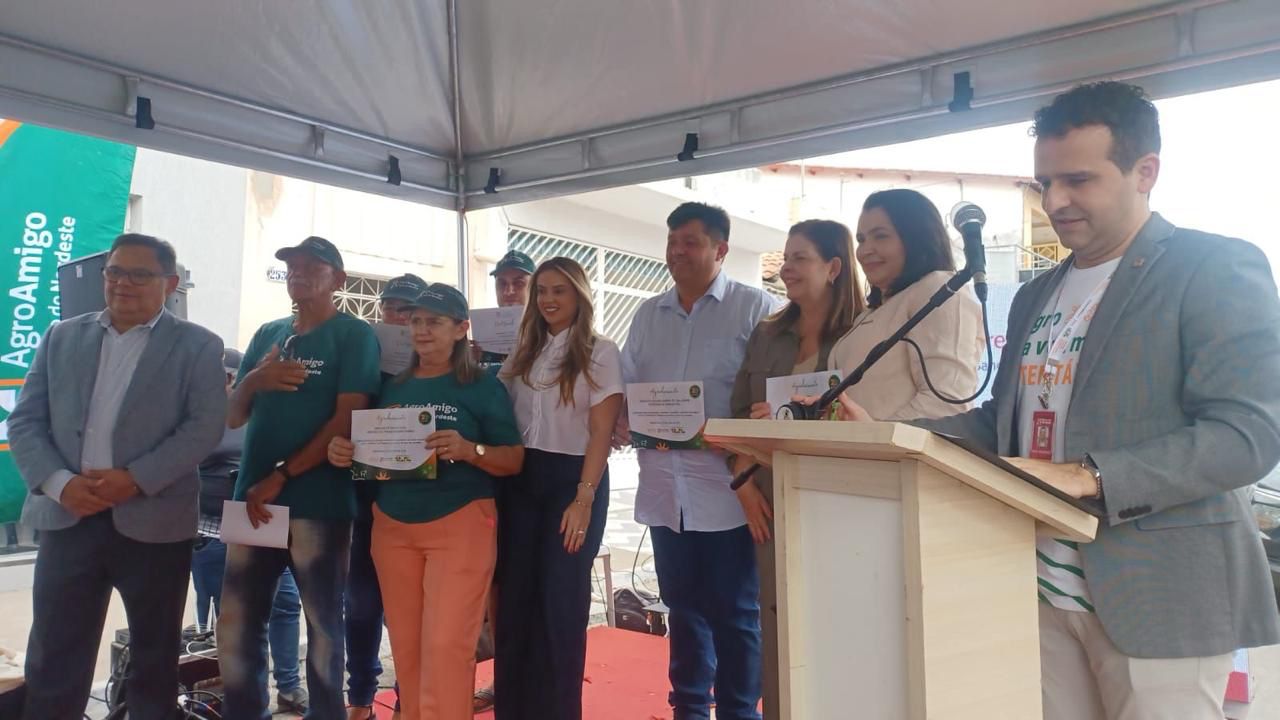 BNB celebra 20 anos do Agroamigo e investimentos de R$ 576 milhões no CE