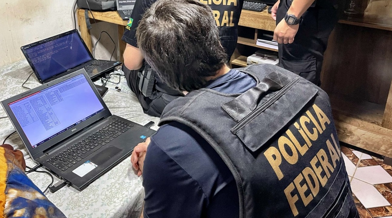 Apreensão da PF descobre milhares de arquivos de pornografia infantil em residência em Sobral/CE