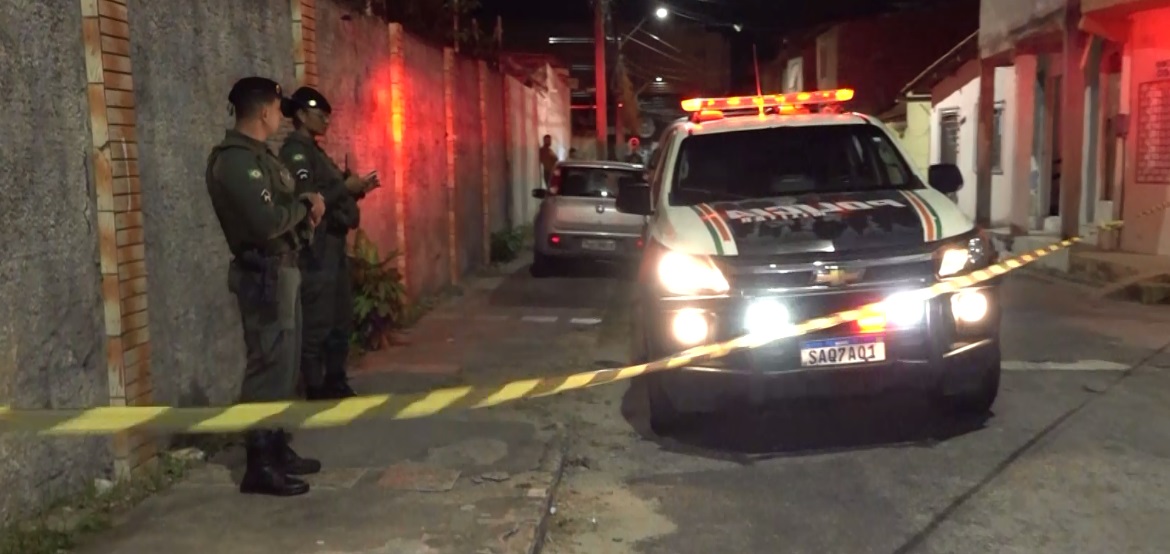 Ex-presidiário tem casa invadida e é morto a tiros, em Fortaleza, dias após sair da prisão