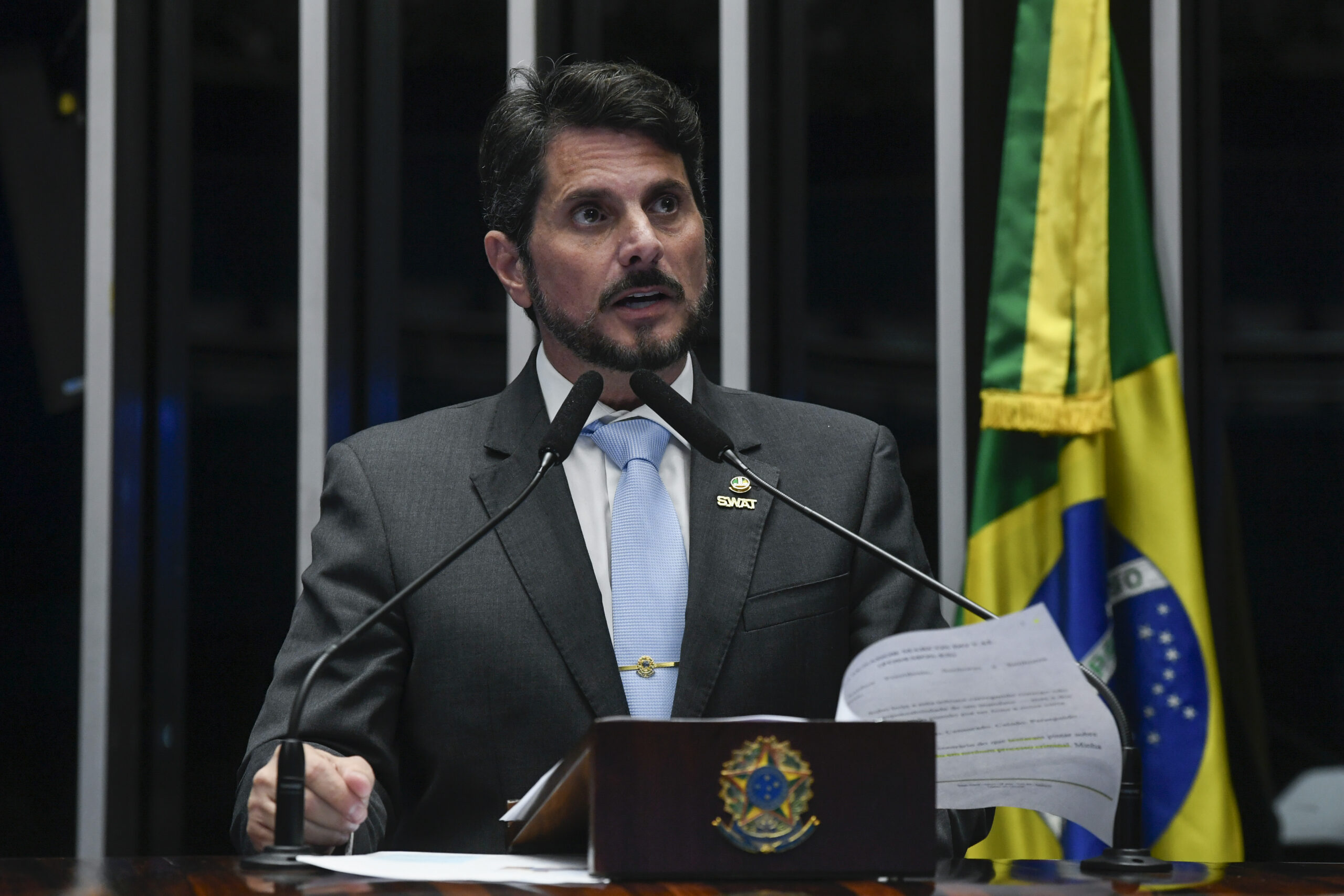 Senador Marcos do Val é alvo de operação da PF e passará a usar tornozeleira eletrônica