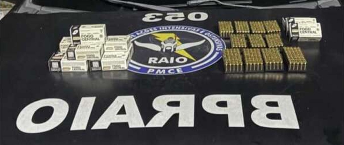 Adolescente de 16 anos é capturada com 550 munições de pistola na Vila Peri, em Fortaleza