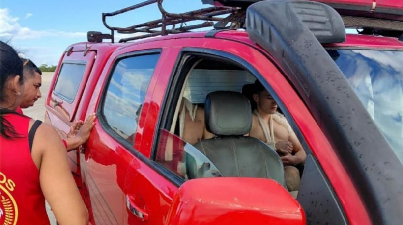 Dois jovens americanos ficam feridos em acidente de quadriciclo em Jericoacoara