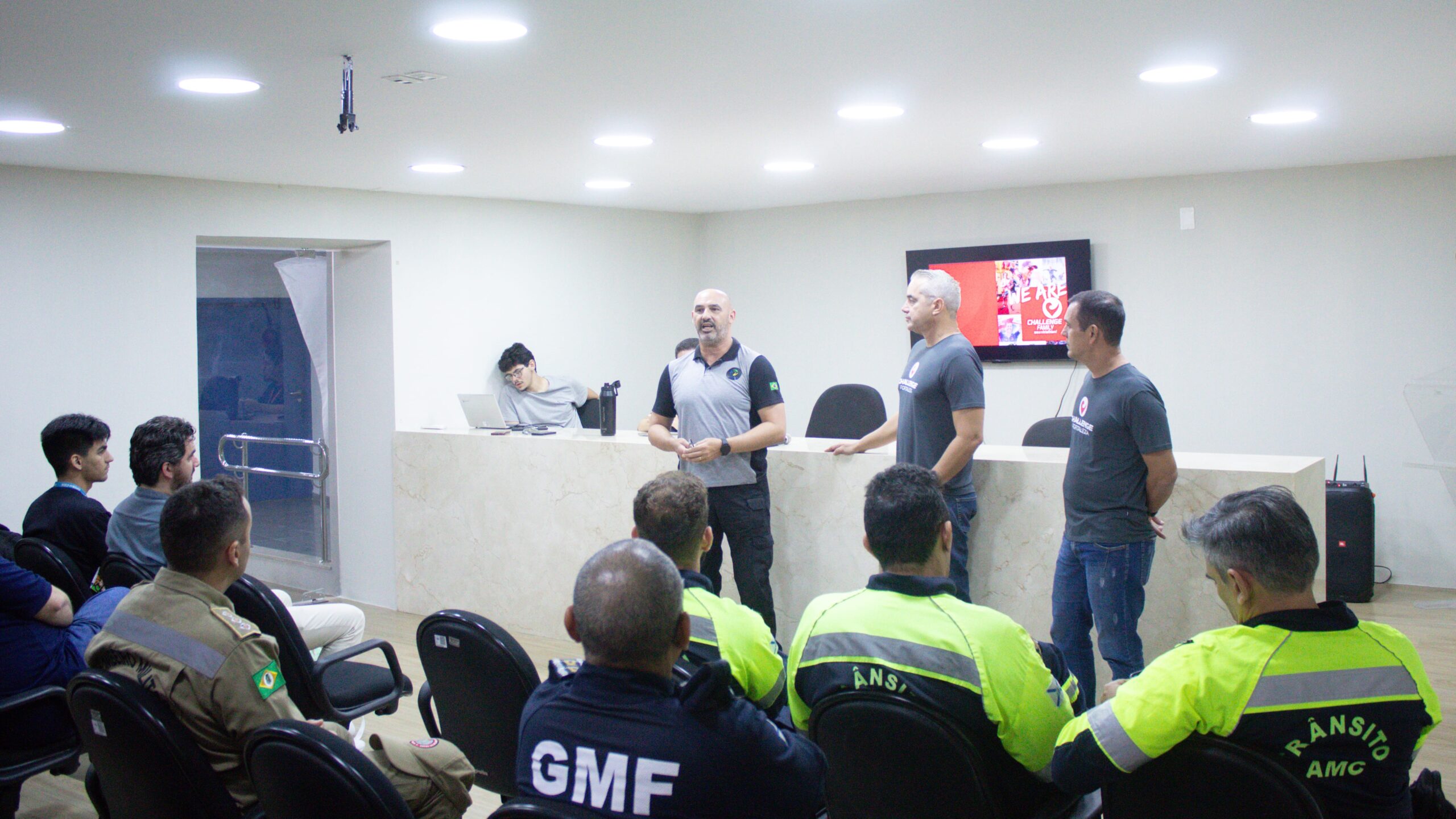 Prefeitura detalha esquema de segurança e trânsito para o Challenge Fortaleza, competição mundial de triatlo