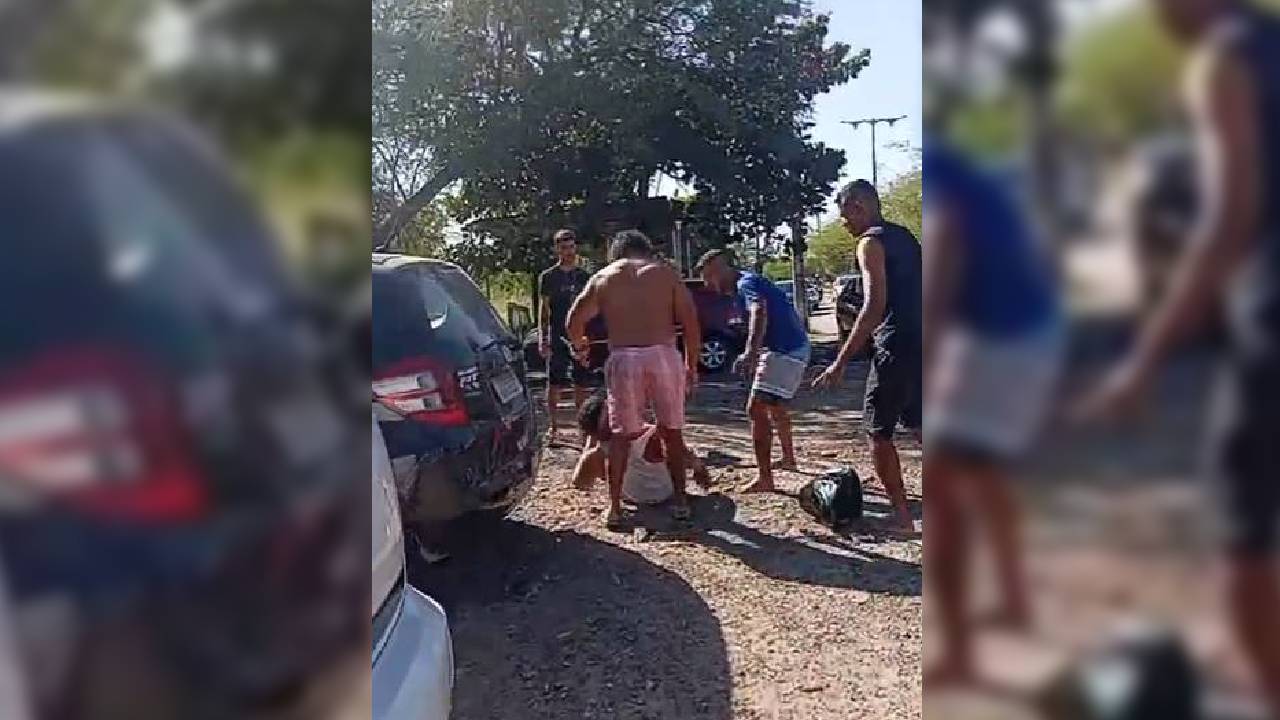 Ladrão é preso após ser espancado pela população ao tentar roubar vítimas em Maracanaú (CE)