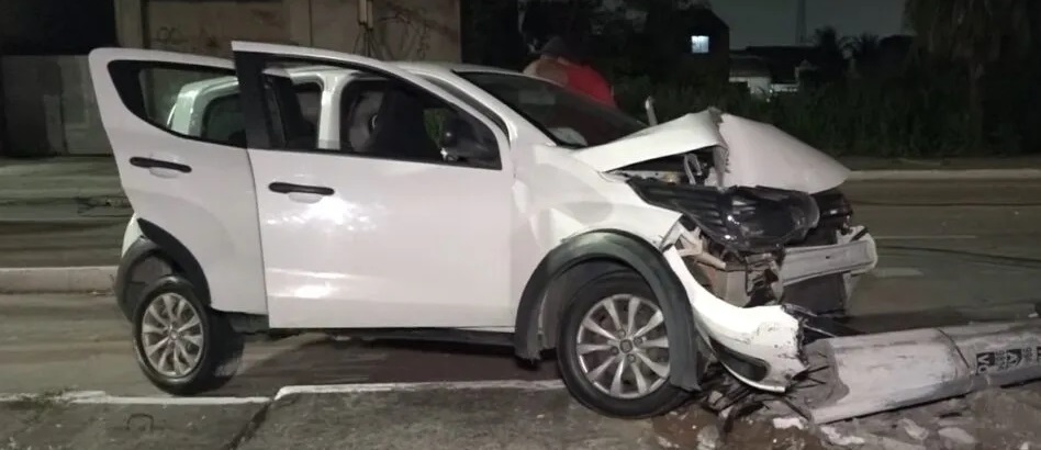 Acidente de trânsito: saiba o que o motorista deve fazer e a quem recorrer ao bater o carro
