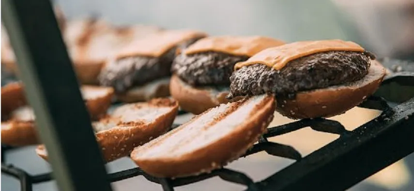 BBQ Show Fortaleza 2025 reúne mais de 50 estações gastronômicas e atrações musicais em setembro