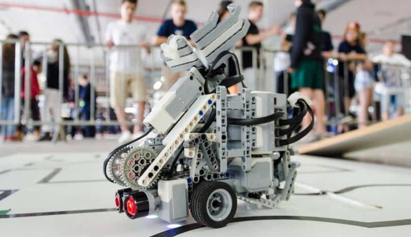 Etapa estadual da Olimpíada Brasileira de Robótica acontece neste sábado (6) em Fortaleza