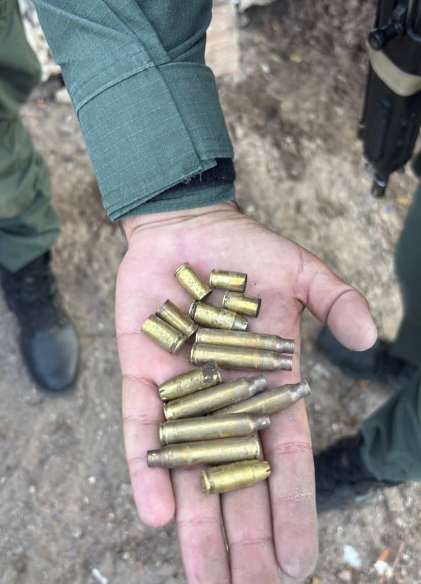 Criminosos jogam granada em casa em Fortaleza; uma jovem e uma criança ficaram feridas