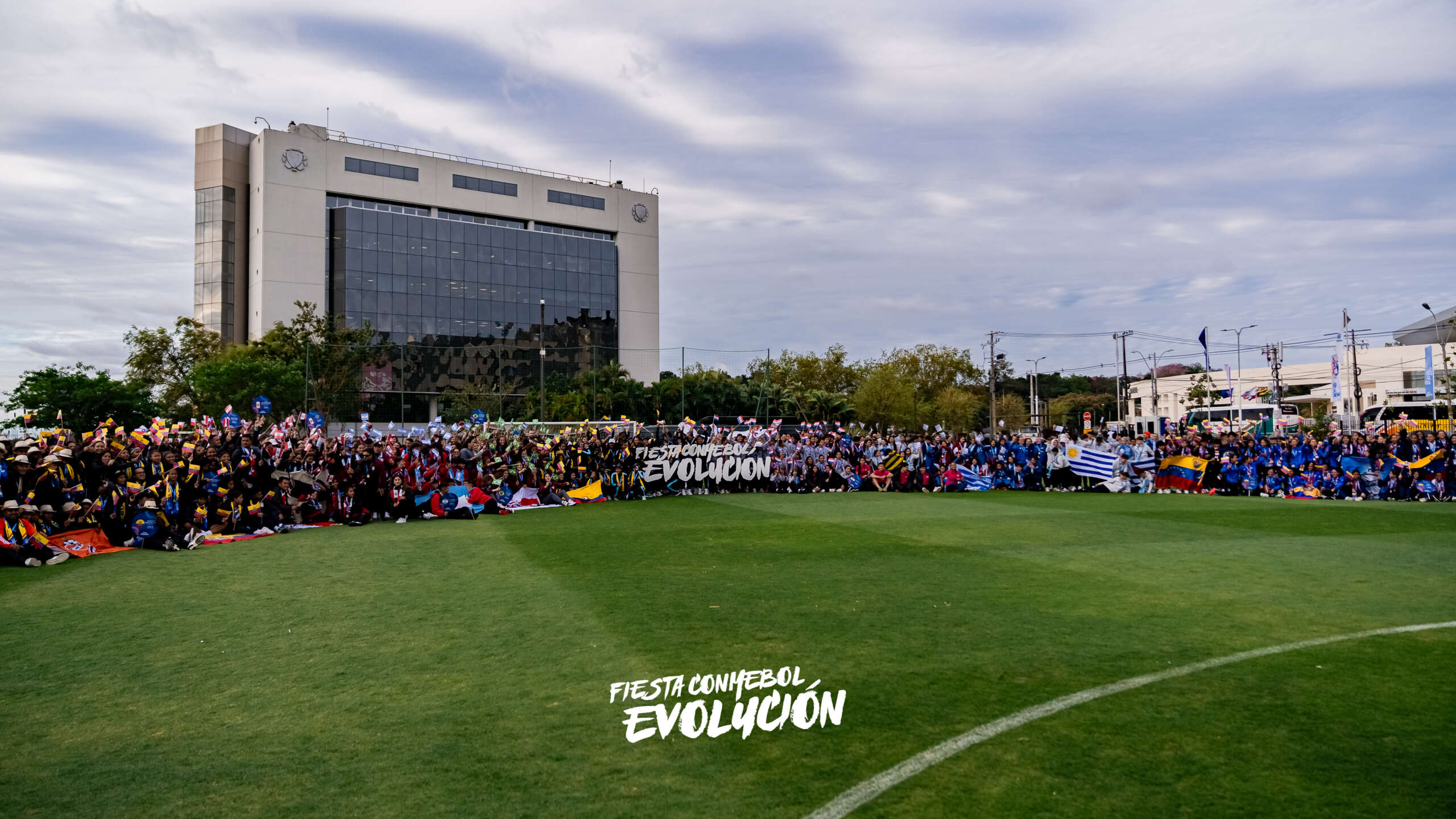 Sesporte marca presença na solenidade de abertura da 7ª edição da Festa Conmebol Evolução, no Paraguai